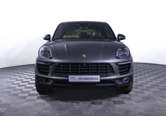 Подержанный автомобиль Porsche Macan 2017 года (2 фото)