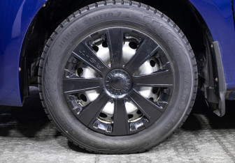 Подержанный автомобиль Renault Logan Sedan 2014 года (17 фото)