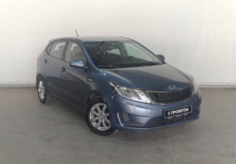 Подержанный автомобиль Kia Rio Hatchback 2012 года (3 фото)