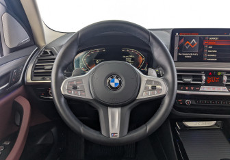 Подержанный автомобиль BMW X3 2024 года (29 фото)