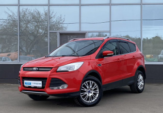 Подержанный автомобиль Ford Kuga 2014 года (1 фото)