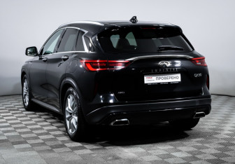 Подержанный автомобиль Infiniti QX50 2019 года (7 фото)
