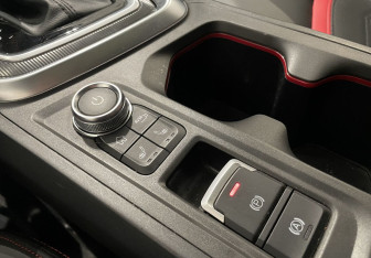 Подержанный автомобиль Kaiyi E5 2023 года (16 фото)