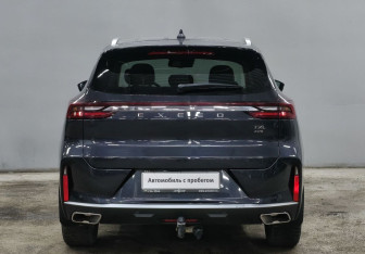 Подержанный автомобиль Exeed TXL 2022 года (6 фото)