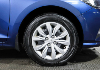 Подержанный автомобиль Hyundai Solaris Sedan 2021 года (8 фото)