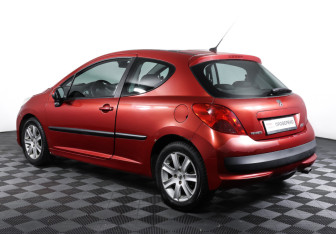 Подержанный автомобиль Peugeot 207 Hatchback 2007 года (7 фото)