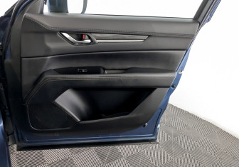 Подержанный автомобиль Mazda CX-5 2019 года (25 фото)