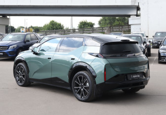 Подержанный автомобиль Zeekr X 2023 года (7 фото)