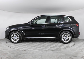Подержанный автомобиль BMW X3 2021 года (5 фото)