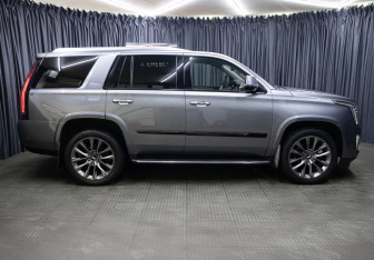 Подержанный автомобиль Cadillac Escalade Suv 2020 года (4 фото)