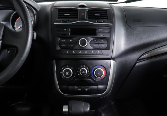 Подержанный автомобиль LADA (ВАЗ) Granta Sedan 2021 года (11 фото)