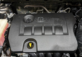 Подержанный автомобиль Toyota RAV4 2018 года (9 фото)