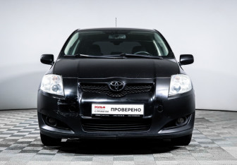 Подержанный автомобиль Toyota Auris Hatchback 2007 года (2 фото)