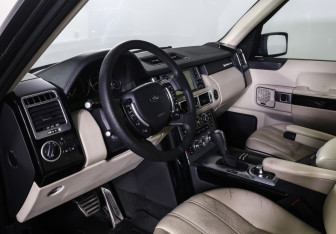 Подержанный автомобиль Land Rover Range Rover 2008 года (15 фото)