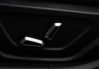 Подержанный автомобиль Geely Coolray 2023 года (16 фото)
