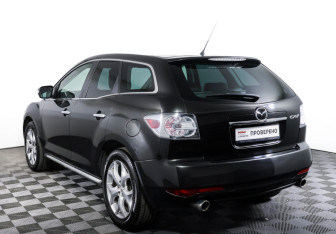 Подержанный автомобиль Mazda CX-7 2010 года (7 фото)