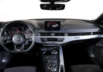 Подержанный автомобиль Audi A5 Coupe 2018 года (13 фото)