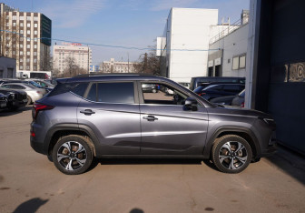 Подержанный автомобиль Москвич 3 2023 года (5 фото)