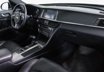 Подержанный автомобиль Kia Optima Sedan 2016 года (5 фото)