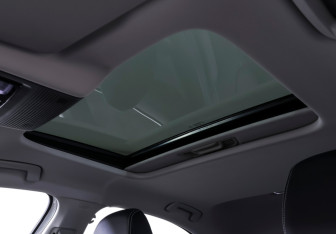 Подержанный автомобиль Skoda Octavia Liftback 2022 года (17 фото)