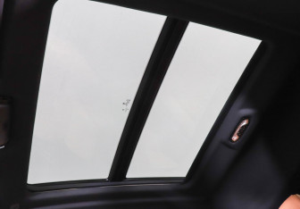 Подержанный автомобиль BMW X6 2024 года (17 фото)