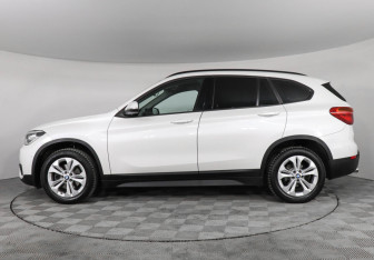 Подержанный автомобиль BMW X1 2019 года (5 фото)