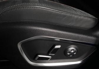 Подержанный автомобиль Geely Tugella 2021 года (19 фото)