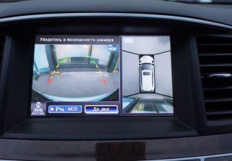 Подержанный автомобиль Infiniti JX 2013 года (17 фото)