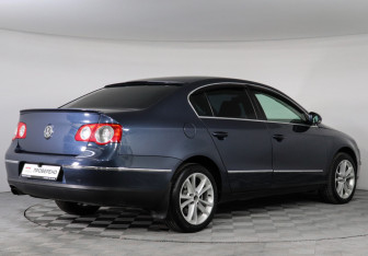 Подержанный автомобиль Volkswagen Passat Sedan 2008 года (3 фото)
