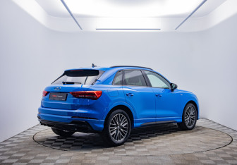 Подержанный автомобиль Audi Q3 2019 года (5 фото)