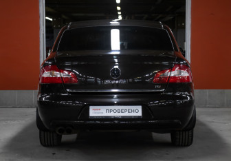 Подержанный автомобиль Skoda Superb Liftback 2012 года (6 фото)