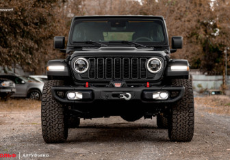 Новый Jeep Wrangler 2025 (3 фото)