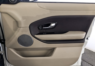 Подержанный автомобиль Land Rover Range Rover Evoque 2018 года (25 фото)