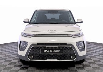 Подержанный автомобиль Kia Soul 2022 года (2 фото)