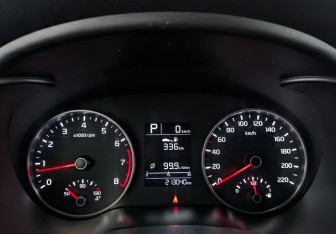 Подержанный автомобиль Kia Rio Hatchback 2019 года (15 фото)