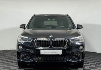 Подержанный автомобиль BMW X1 2018 года (3 фото)