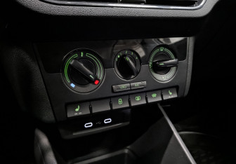 Подержанный автомобиль Skoda Rapid Liftback 2020 года (23 фото)