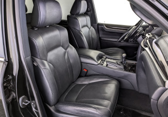 Подержанный автомобиль Lexus LX 2021 года (24 фото)