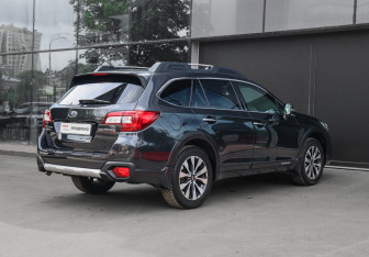 Подержанный автомобиль Subaru Outback Wagon 2017 года (4 фото)