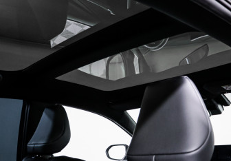 Подержанный автомобиль Toyota Camry Sedan 2026 года (16 фото)