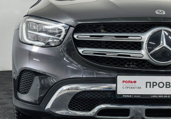 Подержанный автомобиль Mercedes-Benz GLC Coupe 2019 года (16 фото)