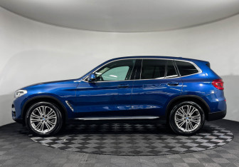 Подержанный автомобиль BMW X3 2019 года (5 фото)