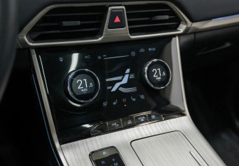 Подержанный автомобиль Exeed TXL 2023 года (13 фото)