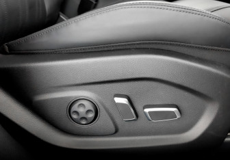 Подержанный автомобиль Voyah Free 2023 года (25 фото)