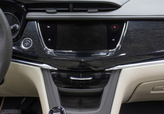 Подержанный автомобиль Cadillac XT6 2020 года (17 фото)