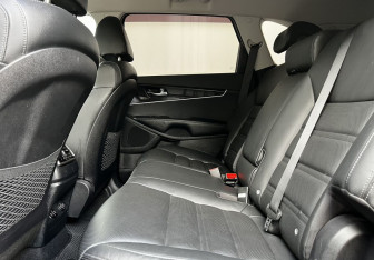 Подержанный автомобиль Kia Sorento 2019 года (11 фото)