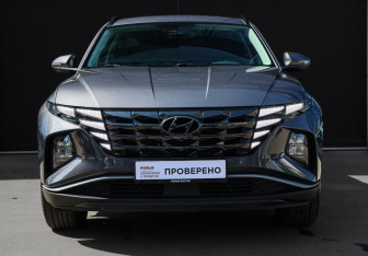 Подержанный автомобиль Hyundai Tucson 2021 года (2 фото)