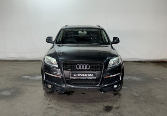 Подержанный автомобиль Audi Q7 2007 года (2 фото)