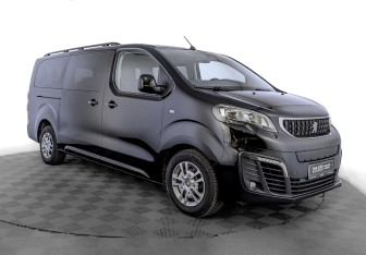 Подержанный автомобиль Peugeot Traveller 2022 года (3 фото)