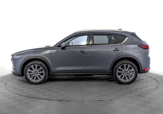 Подержанный автомобиль Mazda CX-5 2020 года (8 фото)